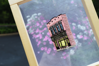 floating embroidery art | aglamesis | hand-stitched
