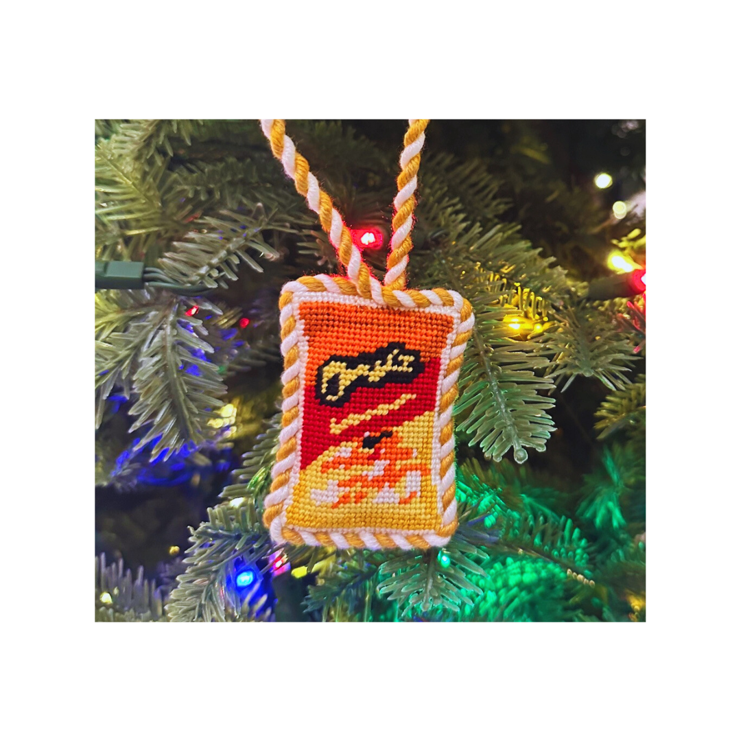 hot cheetos mini - needlepoint canvas - 18-mesh